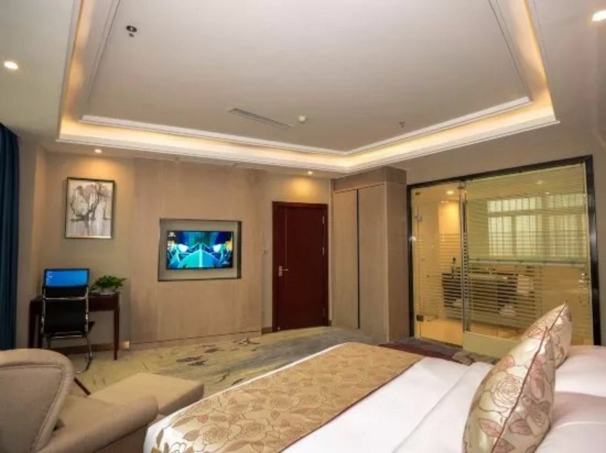 Days Hotel & Suites Shishi Quanzhou  Bagian luar foto