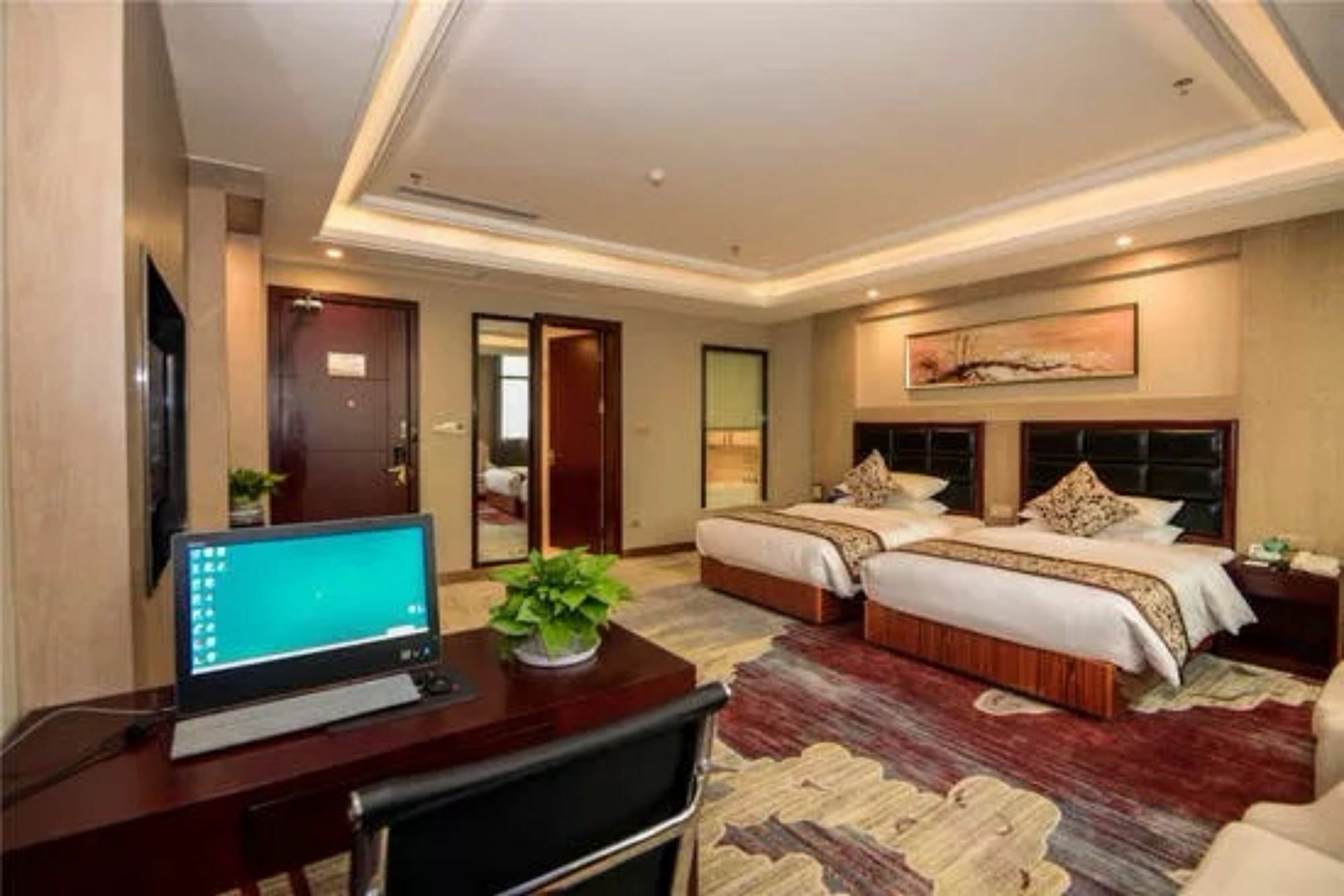 Days Hotel & Suites Shishi Quanzhou  Bagian luar foto